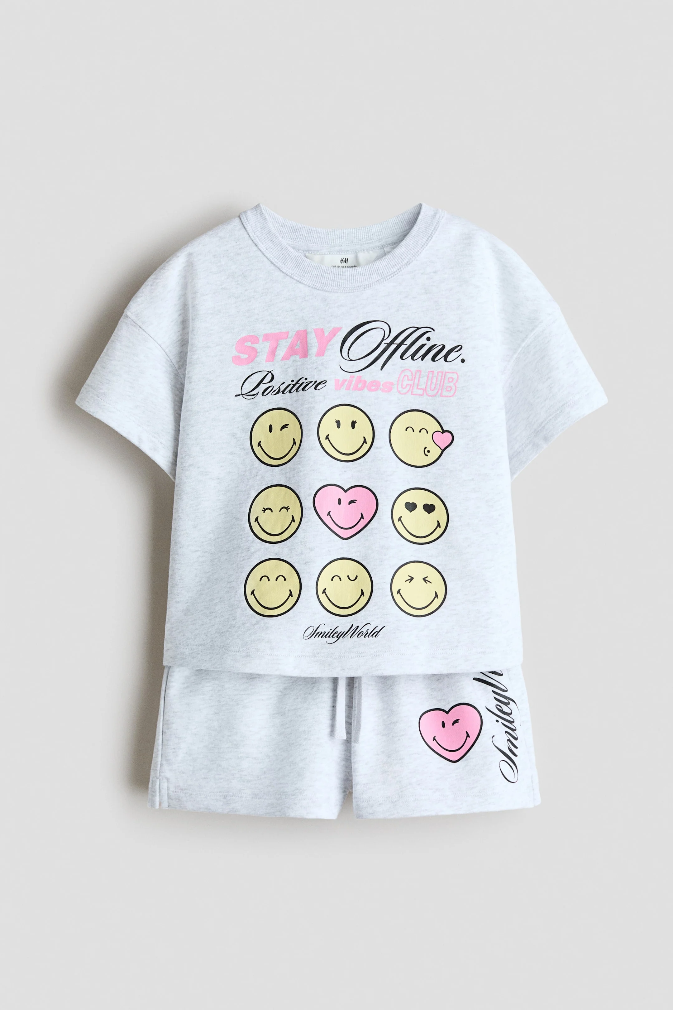 H&M | SmileyWorld