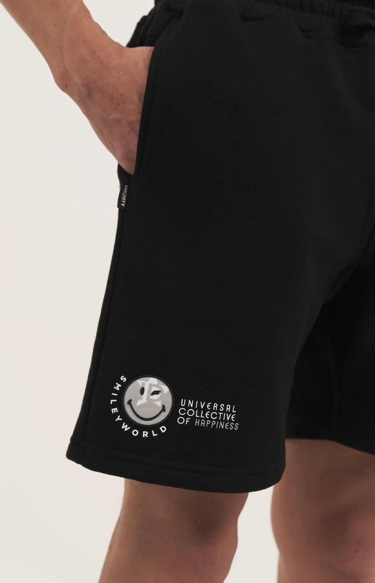 Collective of Happiness SmileyWorld® Short - Image 4