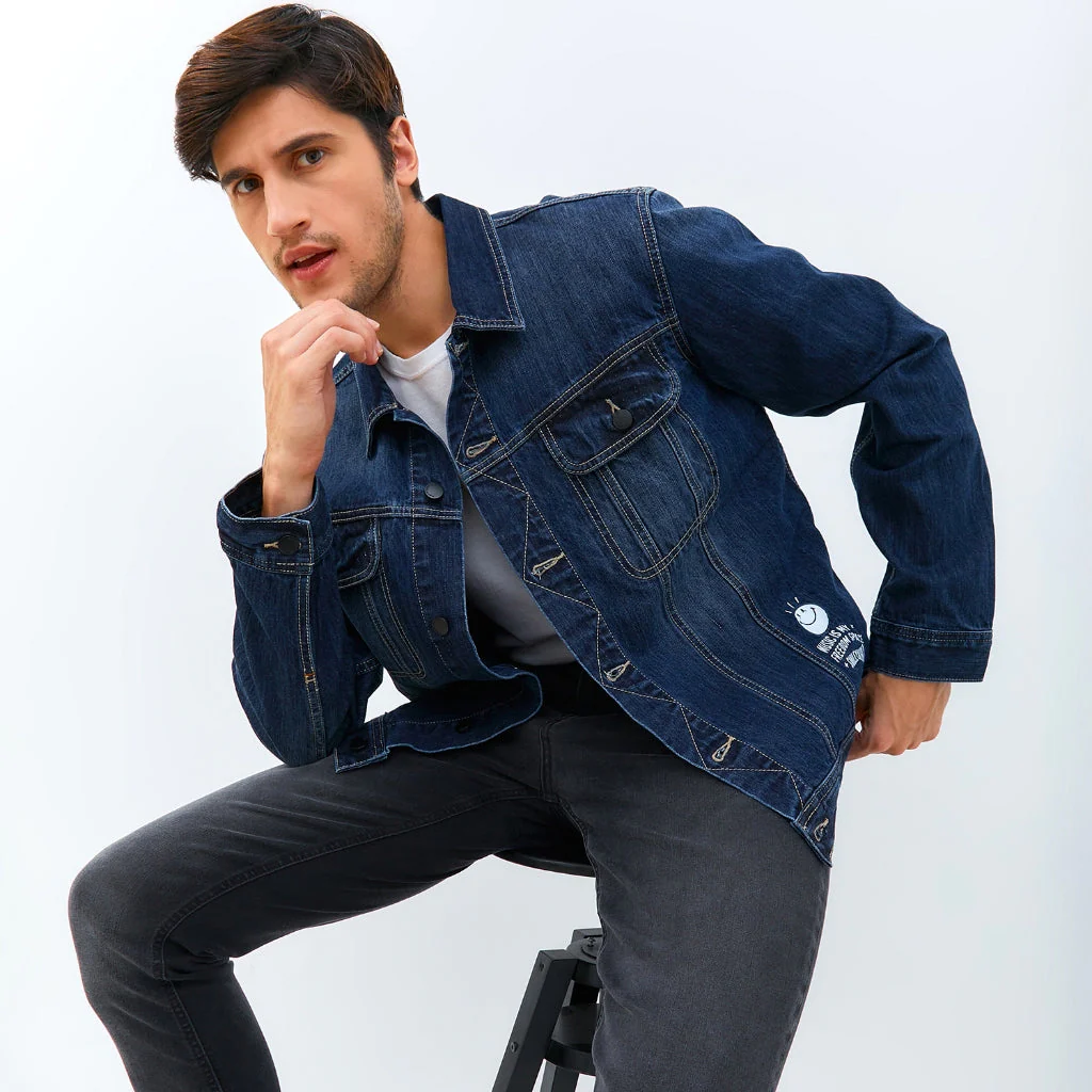 Emba Jeans I Smileyworld - Jaket Trucker Smiley Pria Regular Fit Material Denim Warna Heavy Stone - Chuck - Image 4