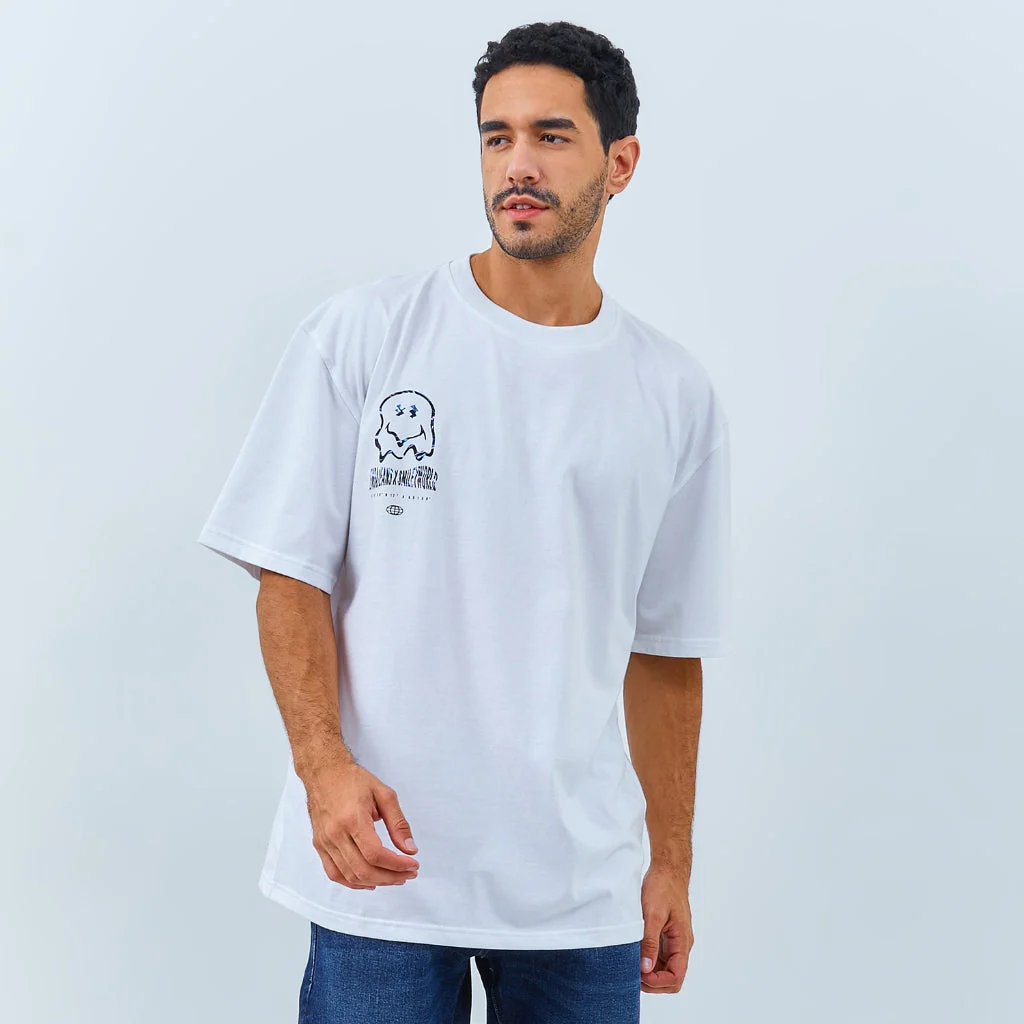 Emba Jeans I Smileyworld - T-Shirt Smiley Oversize Pria Material Single Jersey Warna Putih - Beck