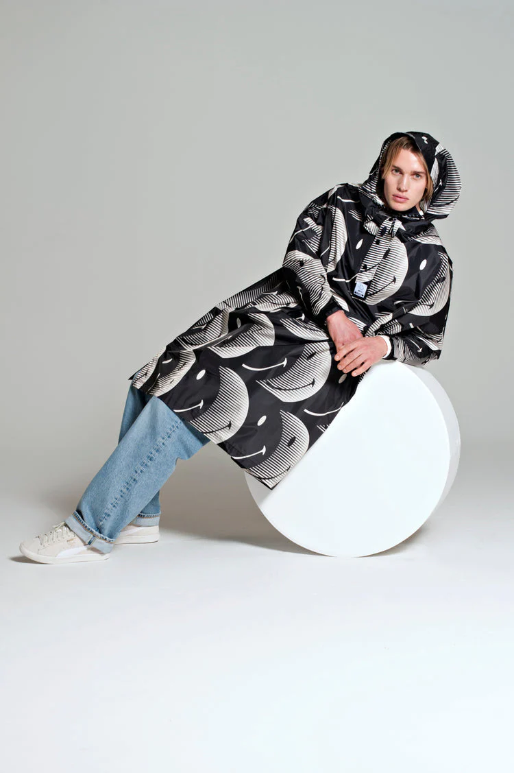 Half Moon x Smiley - Rain Poncho - Image 6