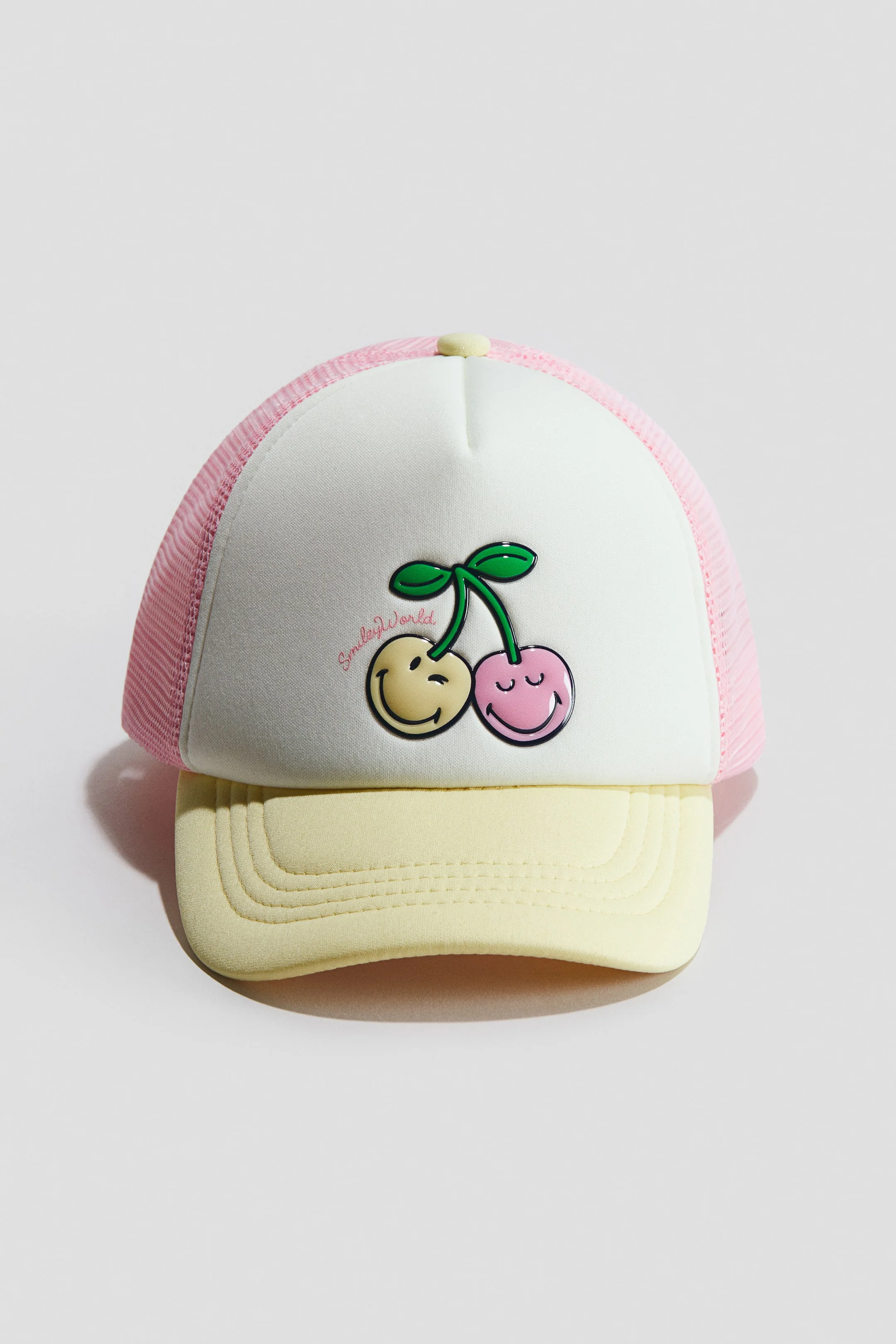 Printed trucker cap