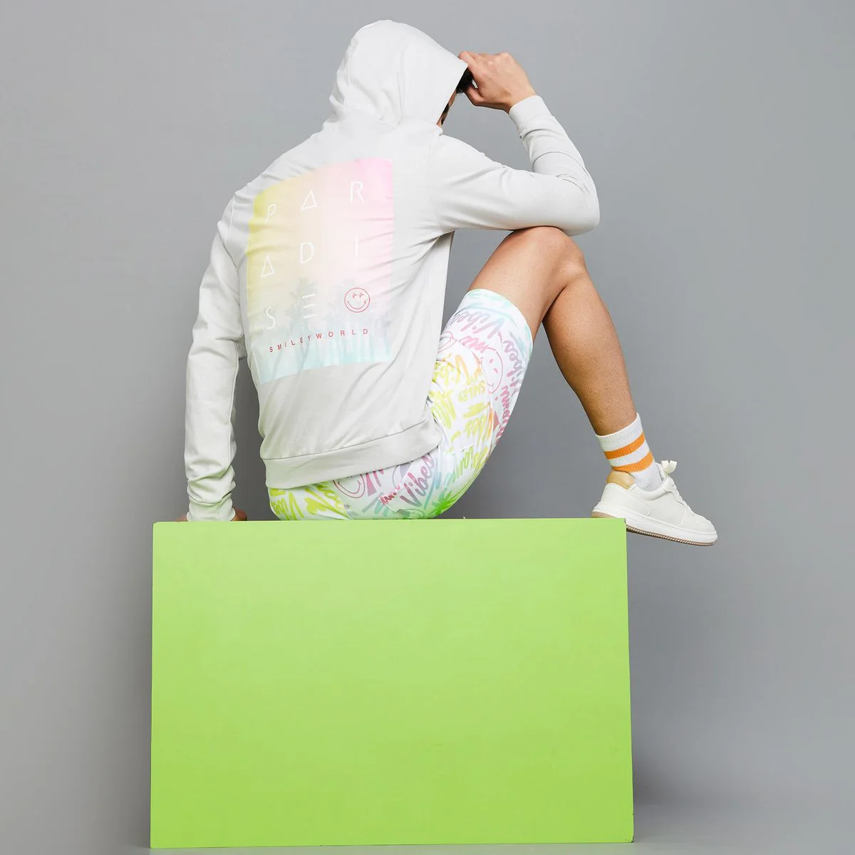 Smiley Men Graphic Printed Hooded Sweatshirt - Image 2