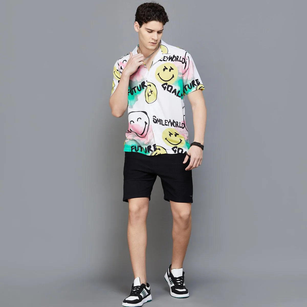 Smiley Men Printed Short Sleeves Slim Fit Casual Shirt - Image 2