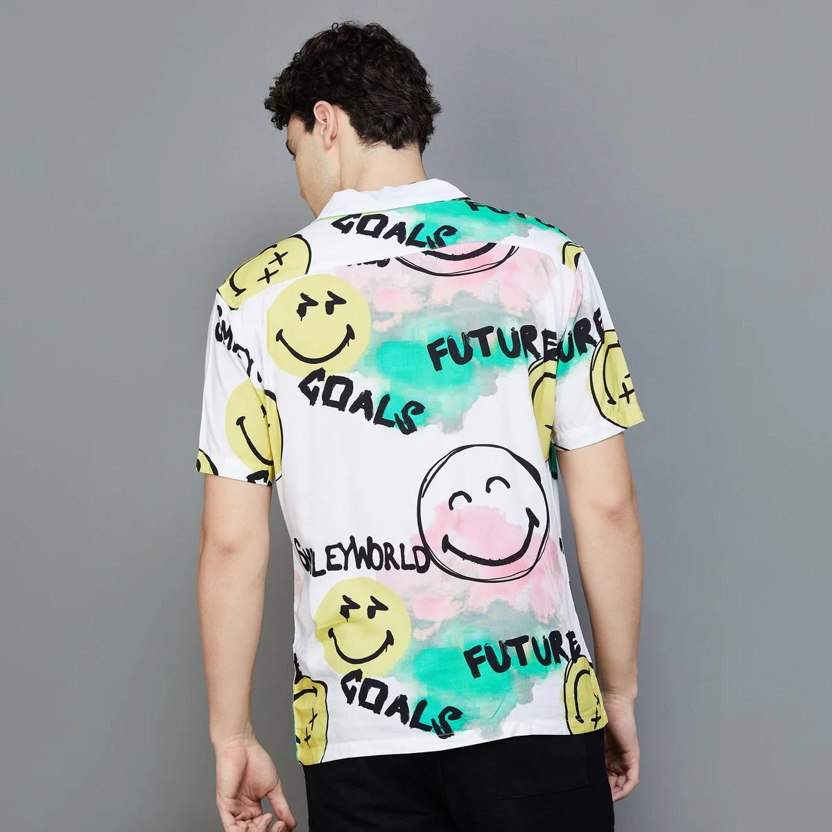 Smiley Men Printed Short Sleeves Slim Fit Casual Shirt - Image 5