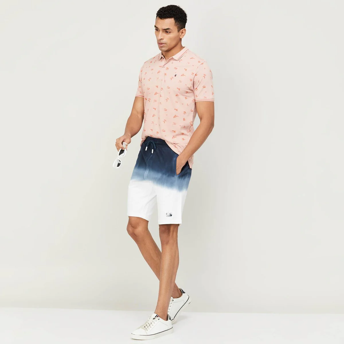 SMILEY Men Tie-Dye Print Shorts With Drawstring - Image 2