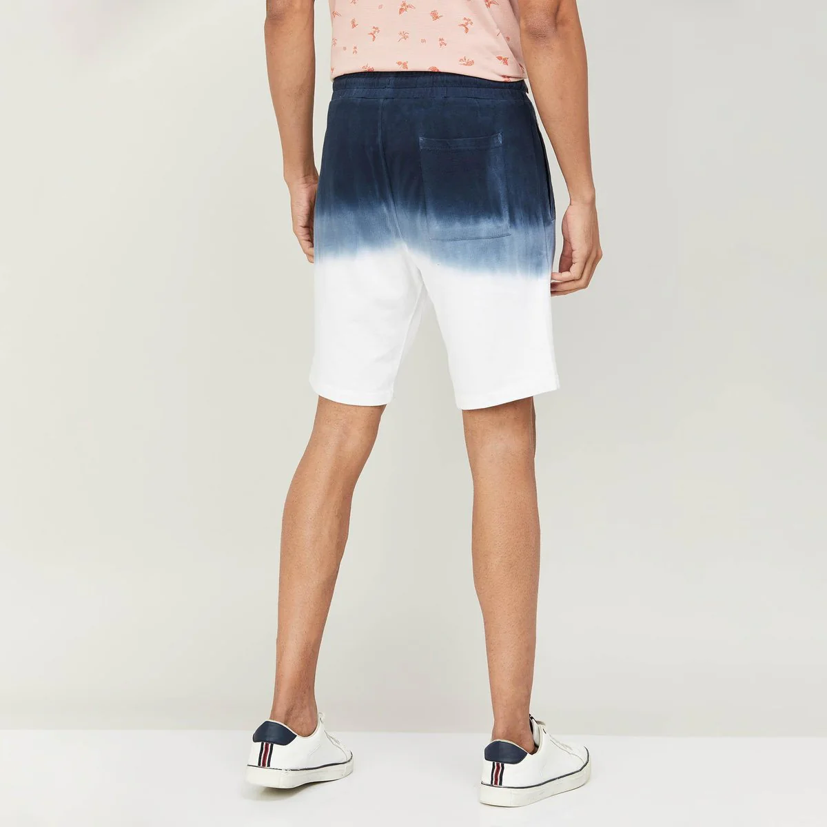 SMILEY Men Tie-Dye Print Shorts With Drawstring - Image 6