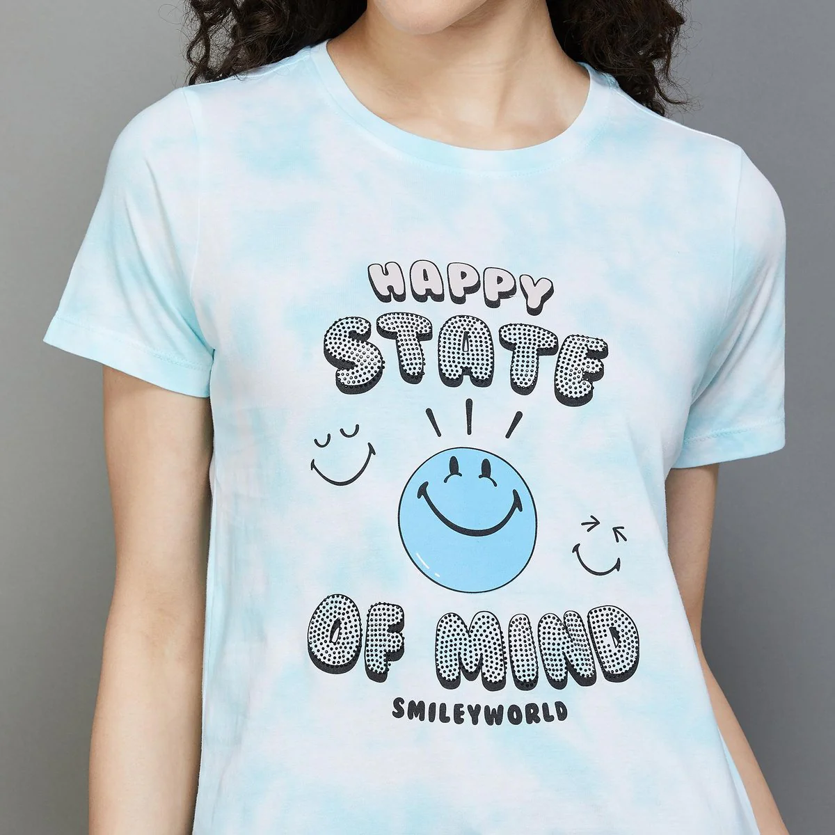 Smiley Women Graphic Print Round Neck T-Shirt - Image 4