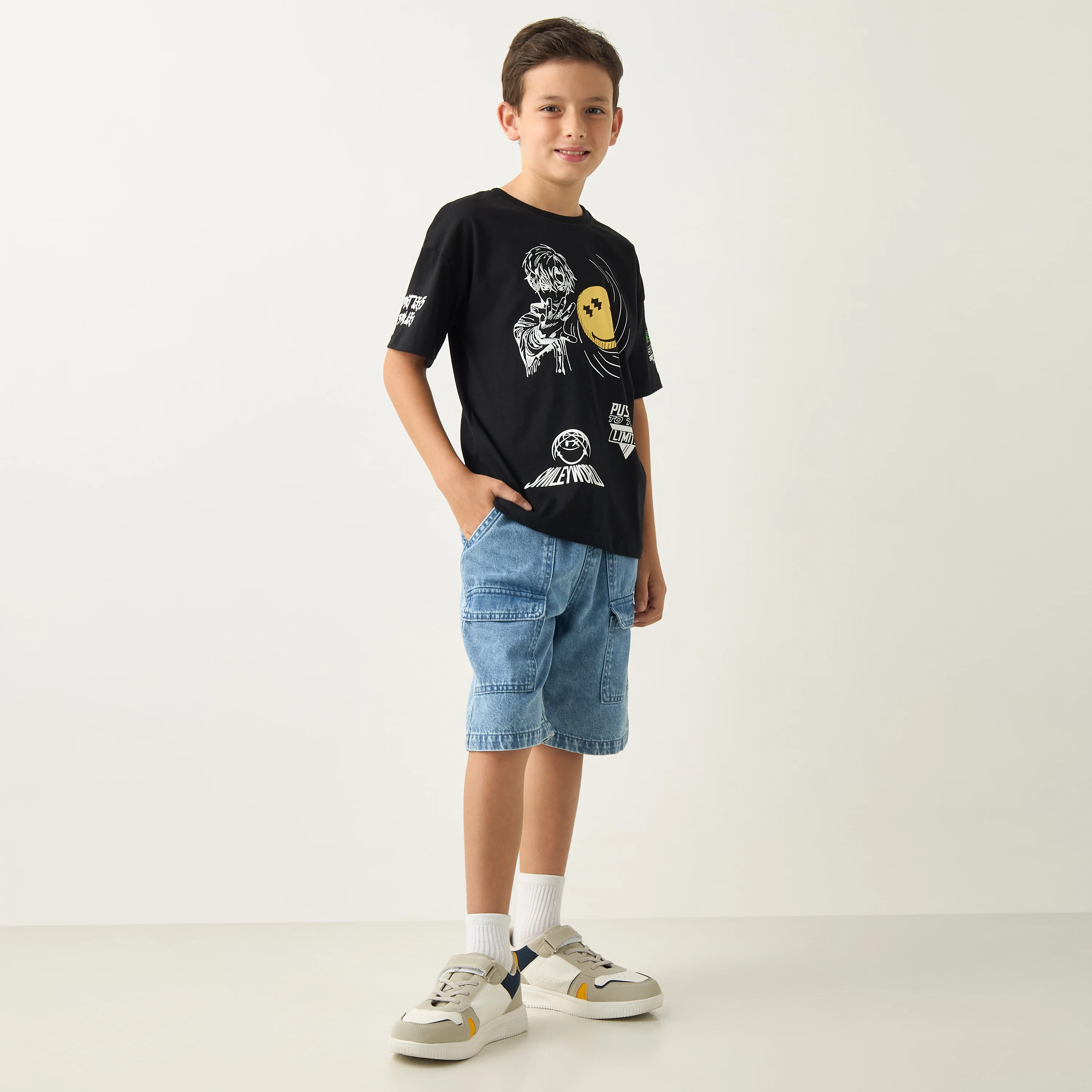 Smiley World Graphic Print T-shirt with Short Sleeves and Crew Neck - Image 2