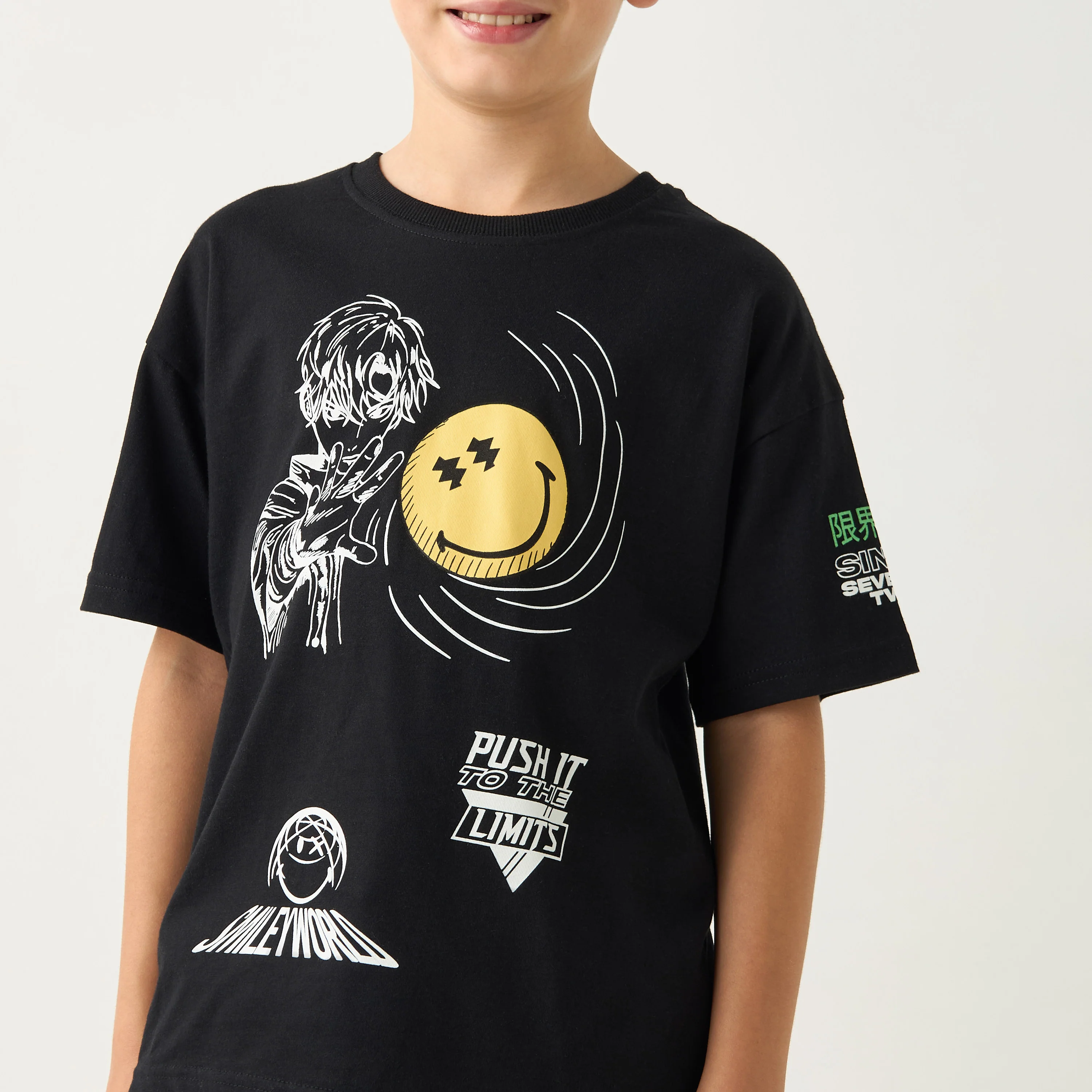 Smiley World Graphic Print T-shirt with Short Sleeves and Crew Neck - Image 4