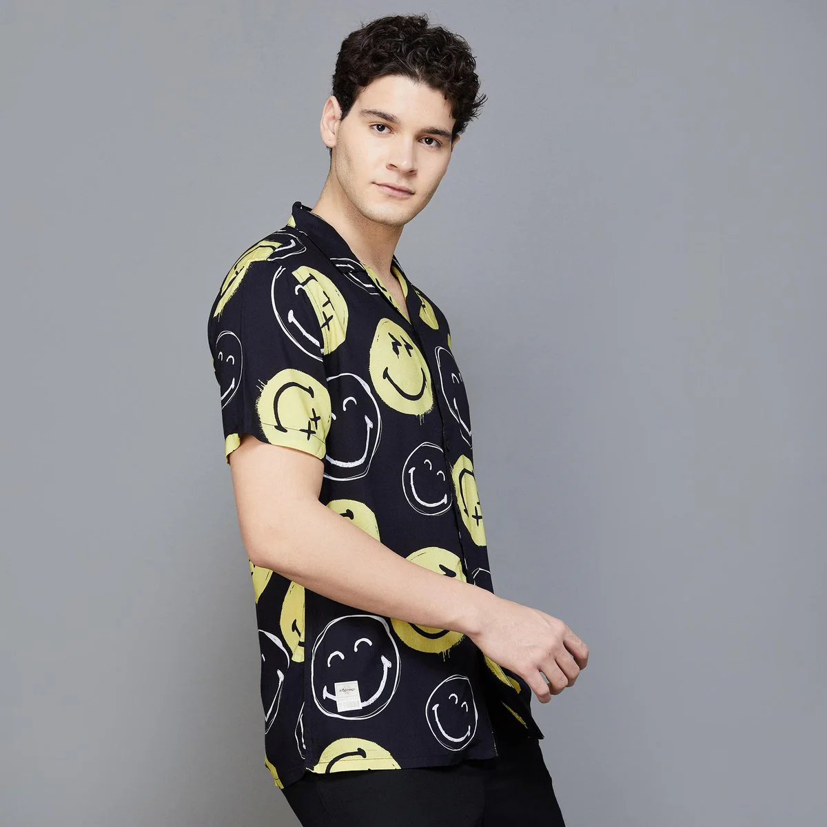 SmileyWorld Men Printed Regular Fit Casual Shirt - Image 3