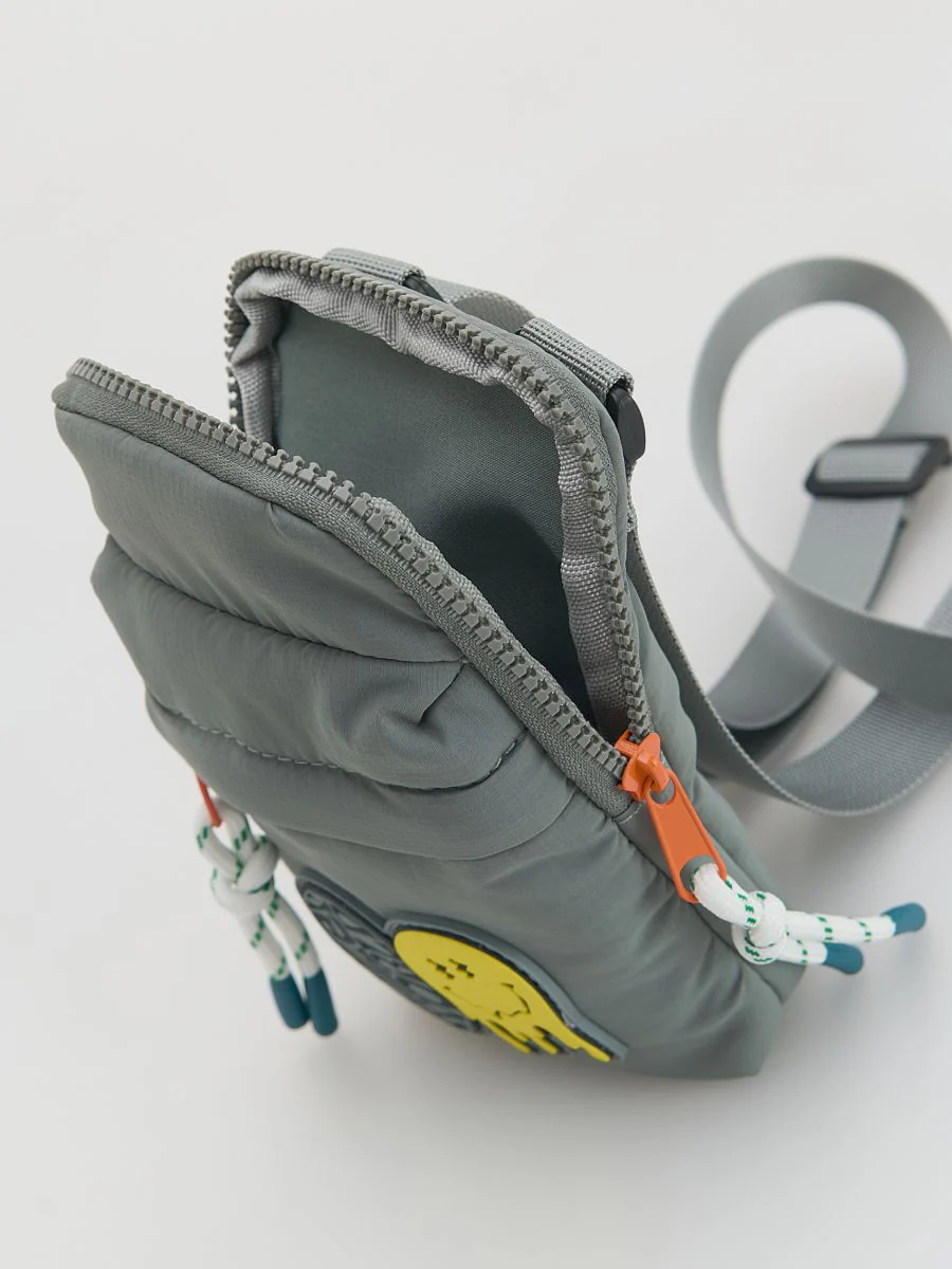 SmileyWorld® bum bag - Image 3