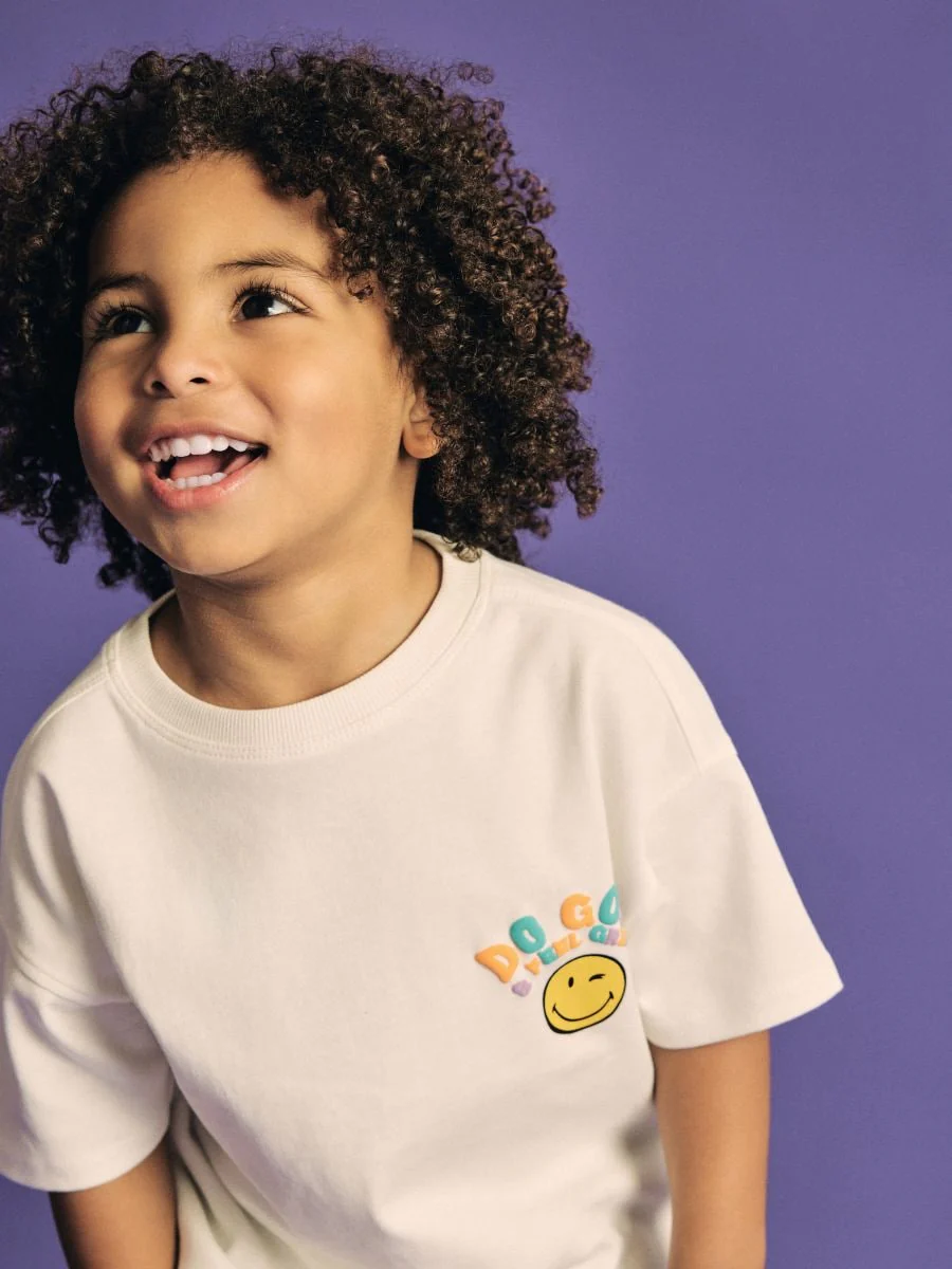SmileyWorld® T-shirt - Image 5