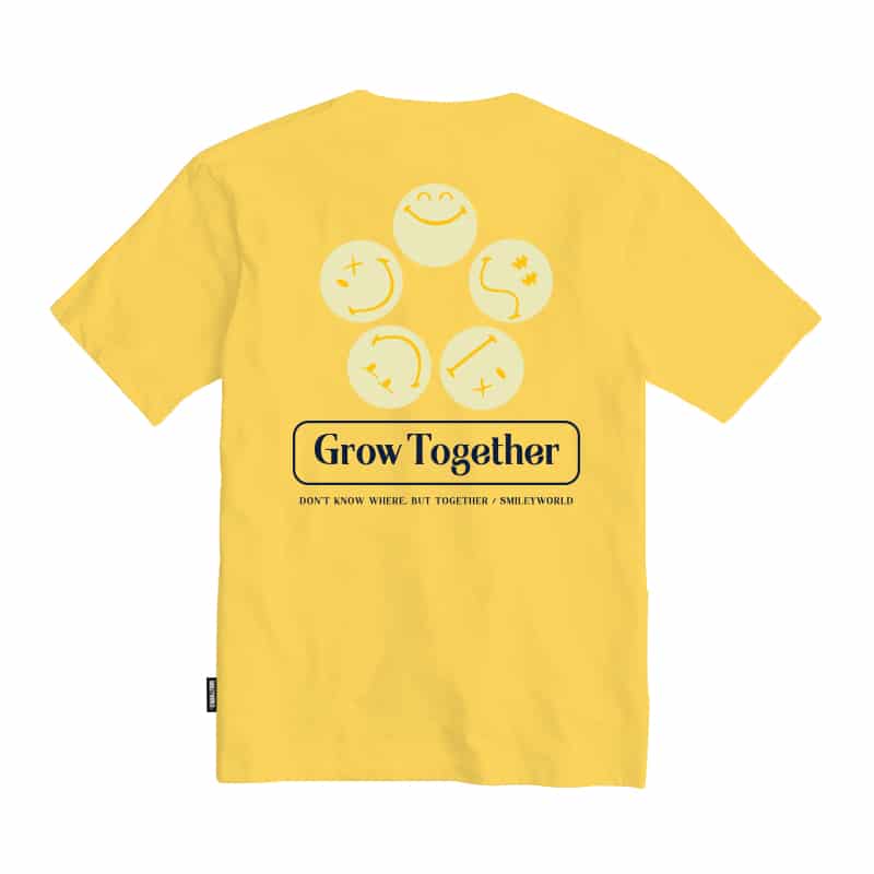 SmileyWorld® Man Graphic T-Shirt (Oversized) - Image 2