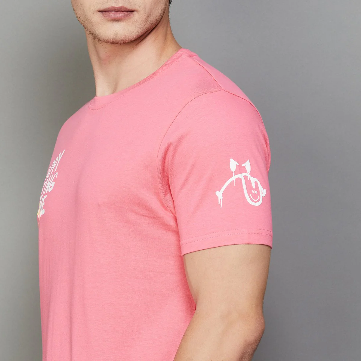 SmileyWorld Men Back Printed T-Shirt - Image 5