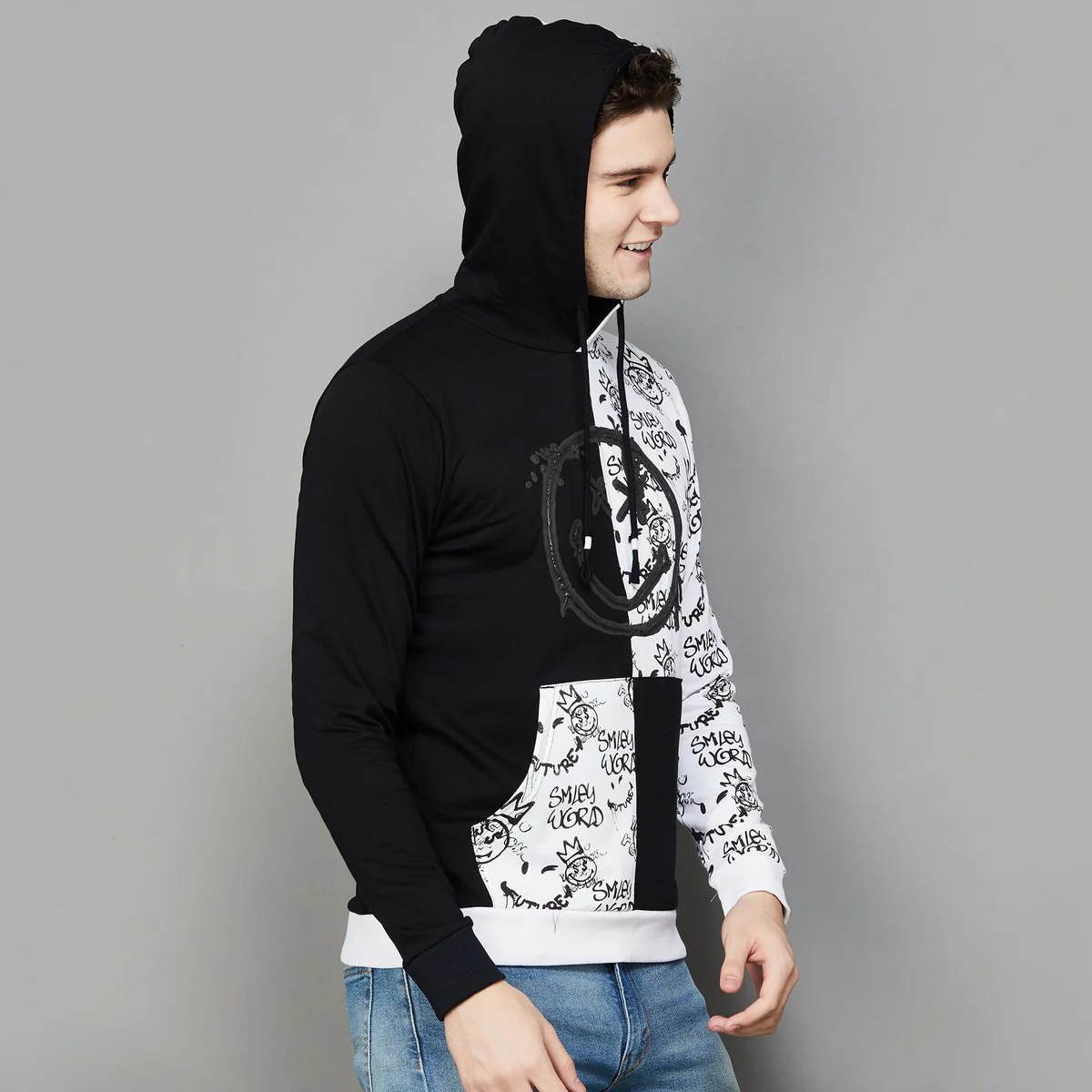 SmileyWorld Men Colourblocked Hooded Sweatshirt - Image 3
