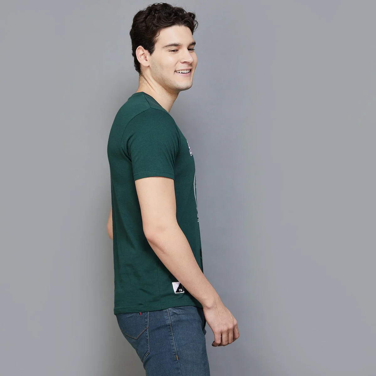 SmileyWorld Men Graphic Print Slim Fit T-Shirt - Image 3