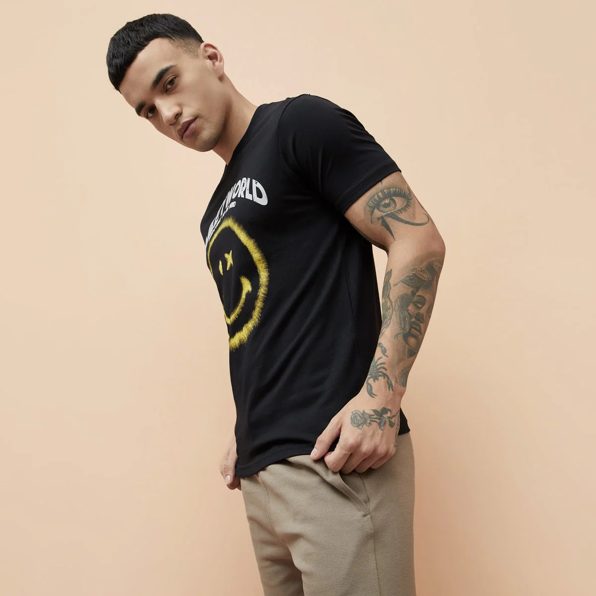 SmileyWorld Men Graphic Print T-Shirt - Image 4