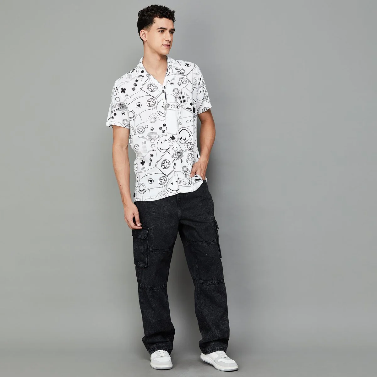 SmileyWorld Men Graphic Printed Regular Fit Shirt - Image 2