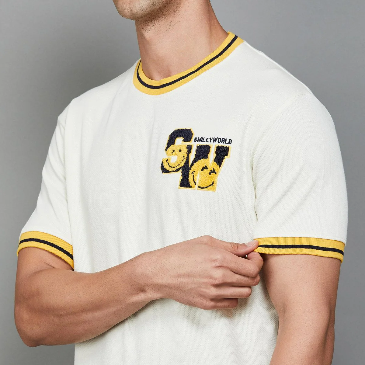 SmileyWorld Men Graphic Printed Regular Fit T-Shirt - Image 4