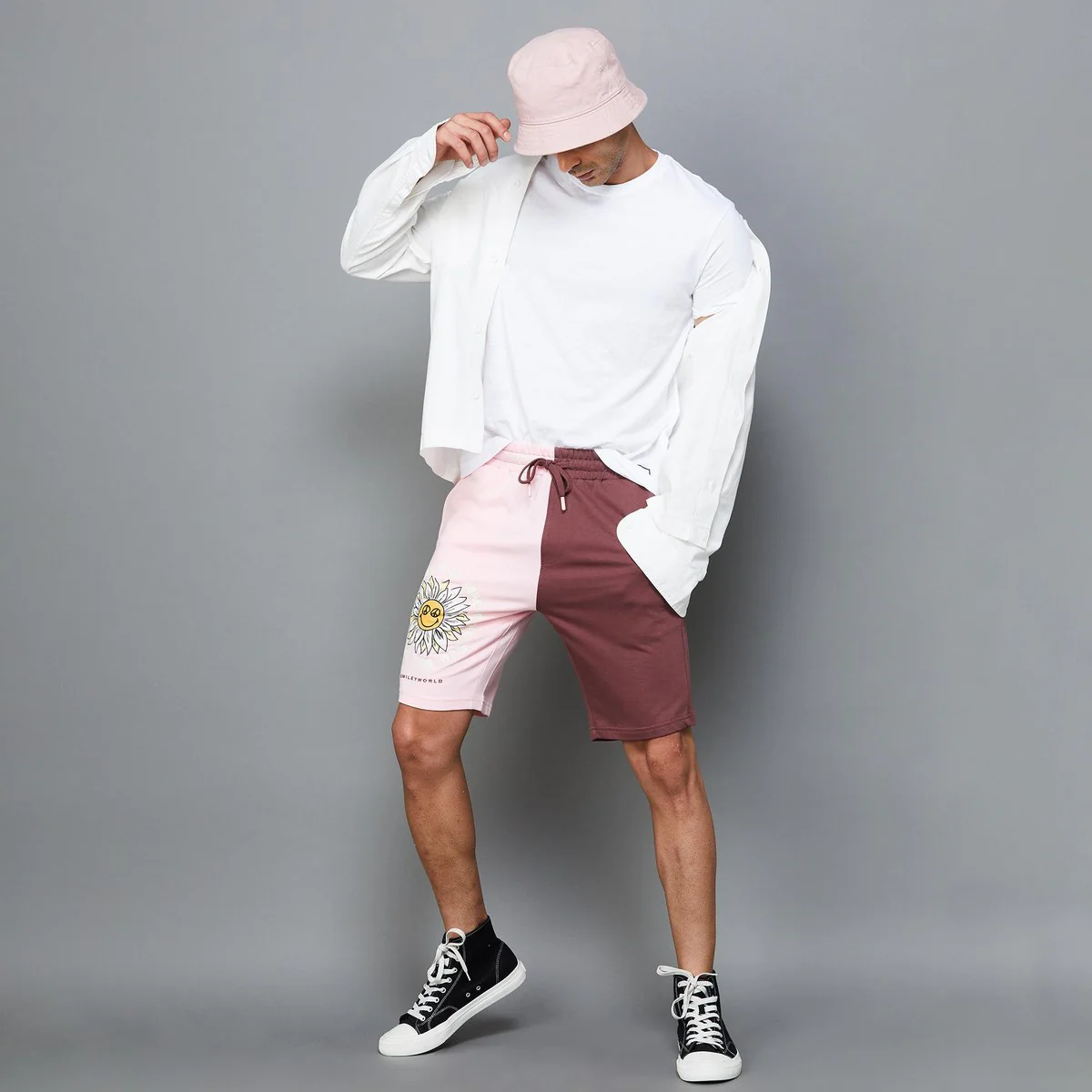 SmileyWorld Men Graphic Printed Slim Fit Shorts - Image 2