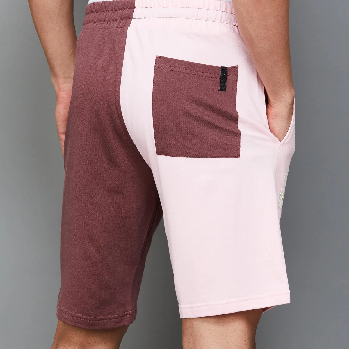SmileyWorld Men Graphic Printed Slim Fit Shorts - Image 5