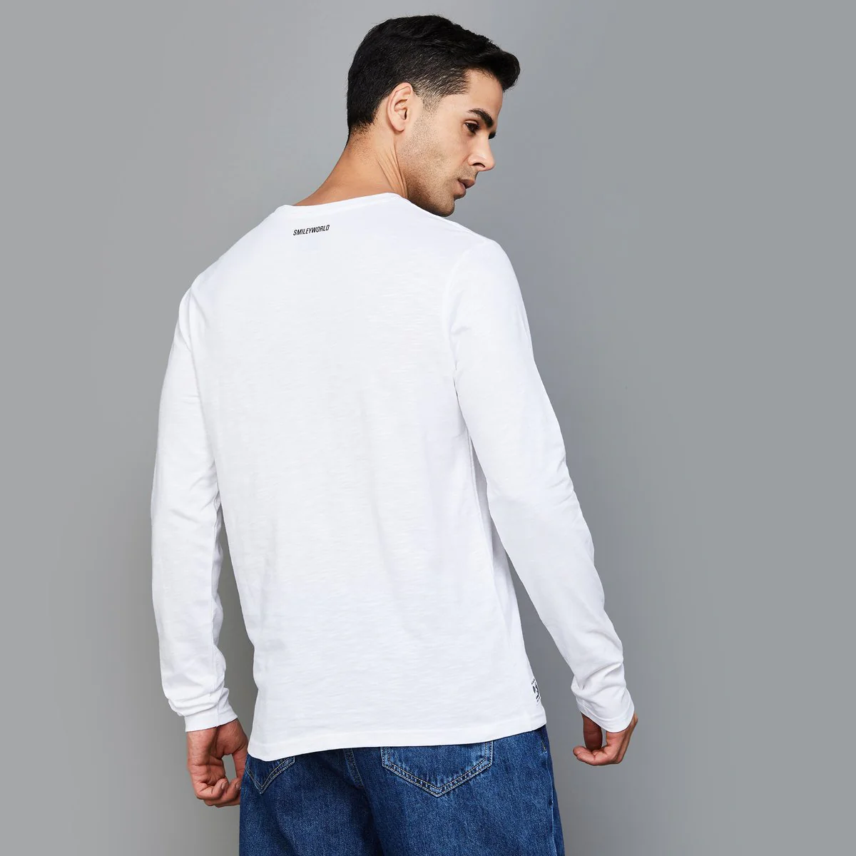 SmileyWorld Men Graphic Printed T-Shirt - Image 5