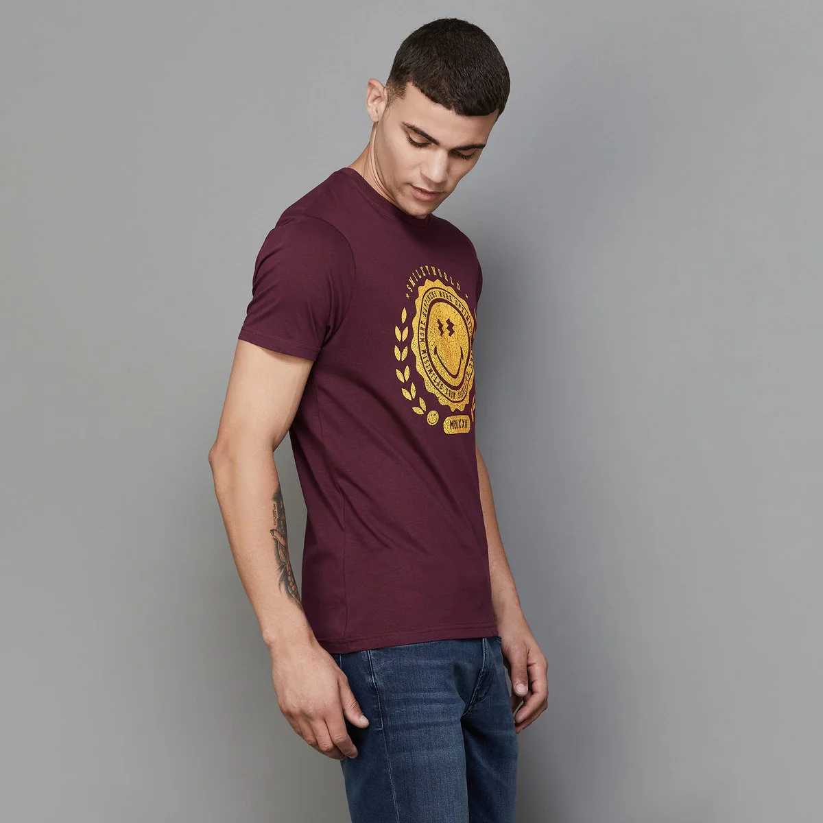 SmileyWorld Men Graphic Printed T-Shirt - Image 2