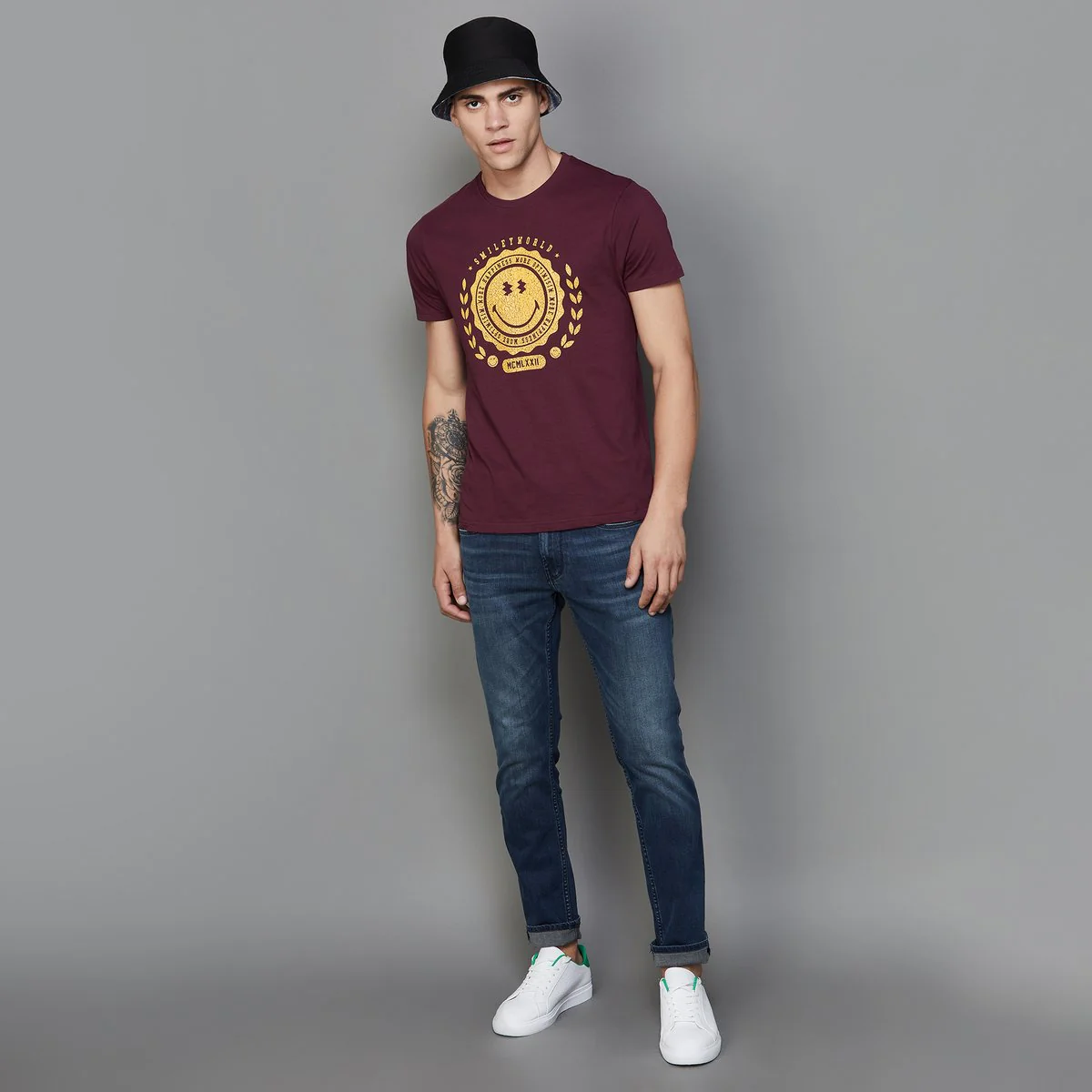 SmileyWorld Men Graphic Printed T-Shirt - Image 4