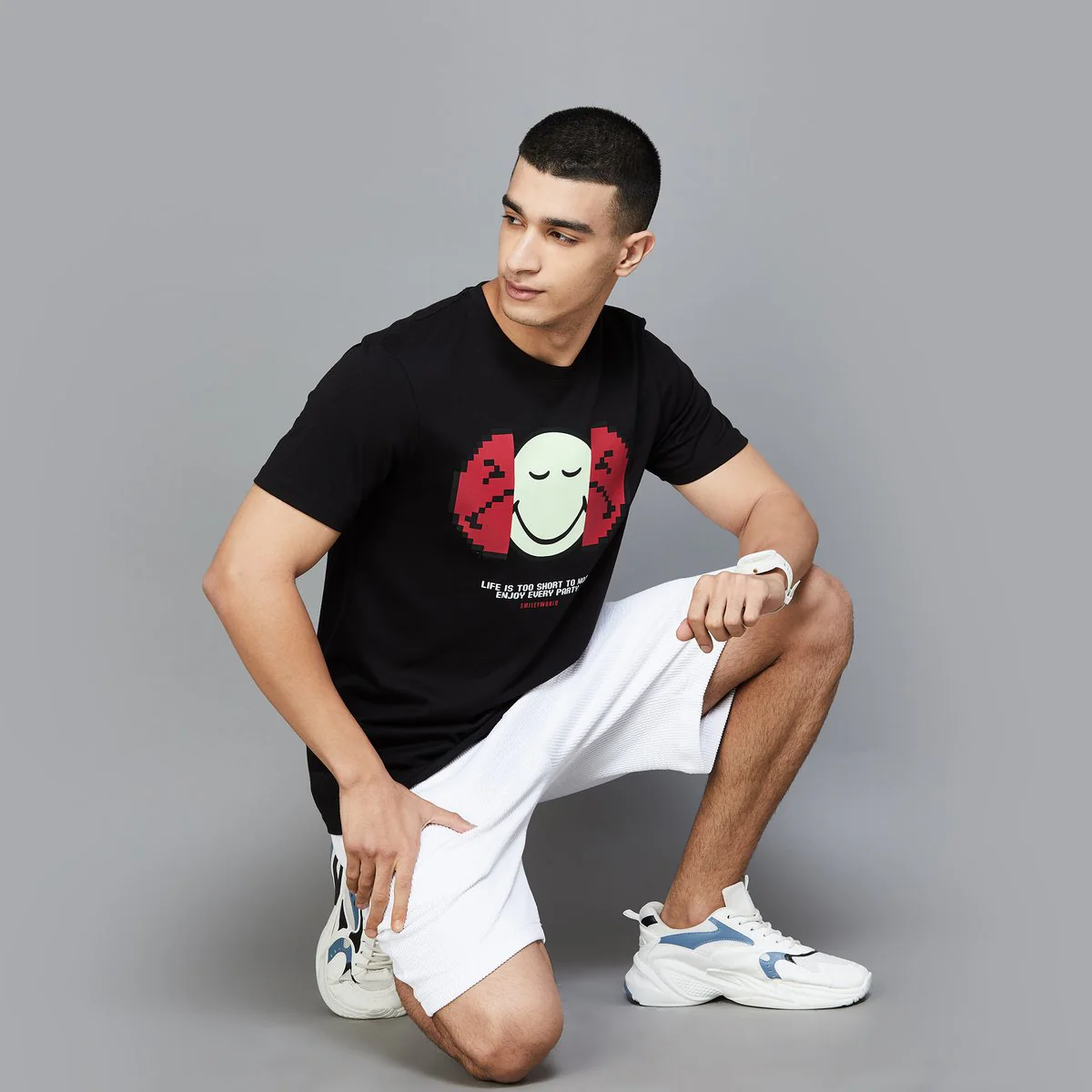 SmileyWorld Men Graphic Printed T-Shirt - Image 2
