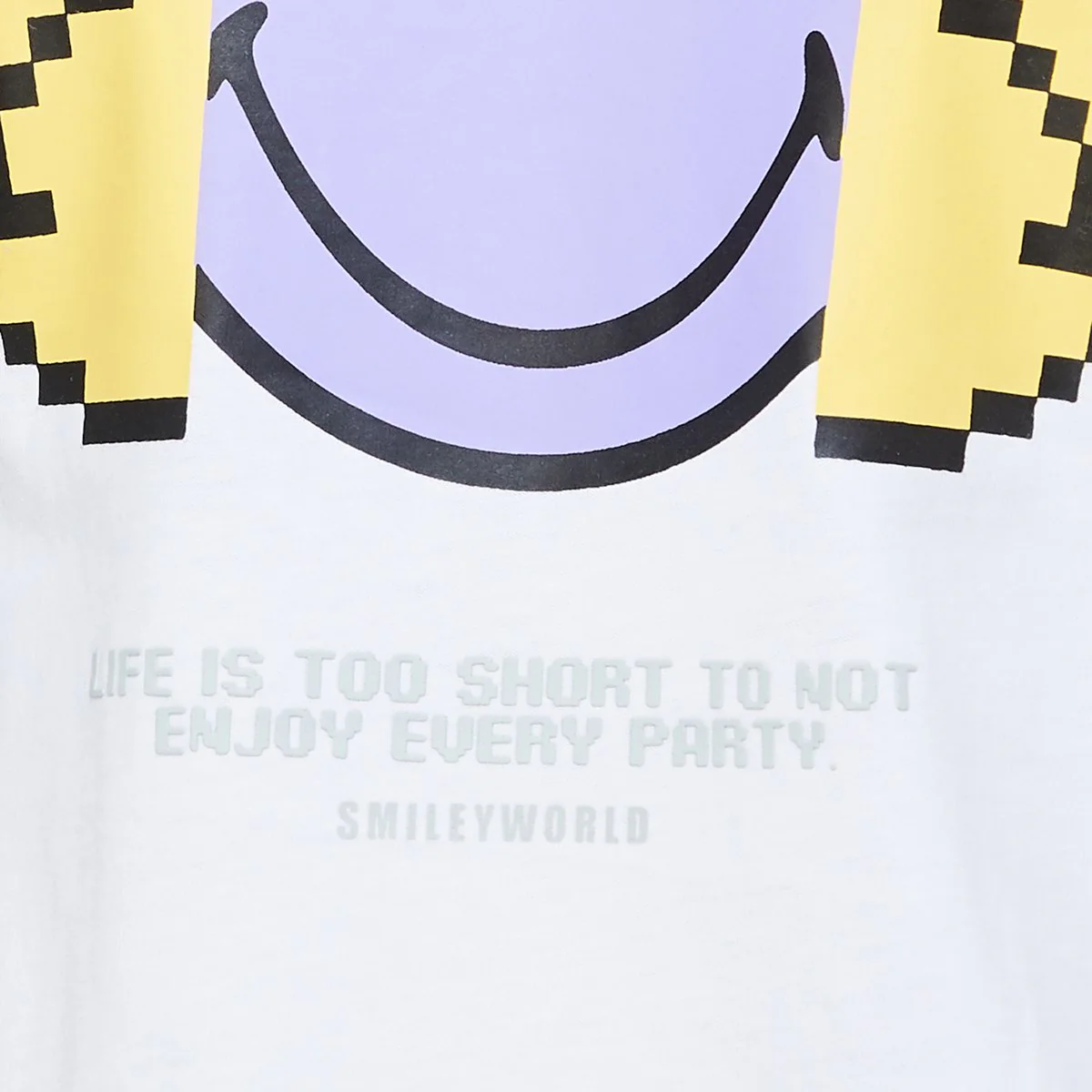 SmileyWorld Men Graphic Printed T-Shirt - Image 6