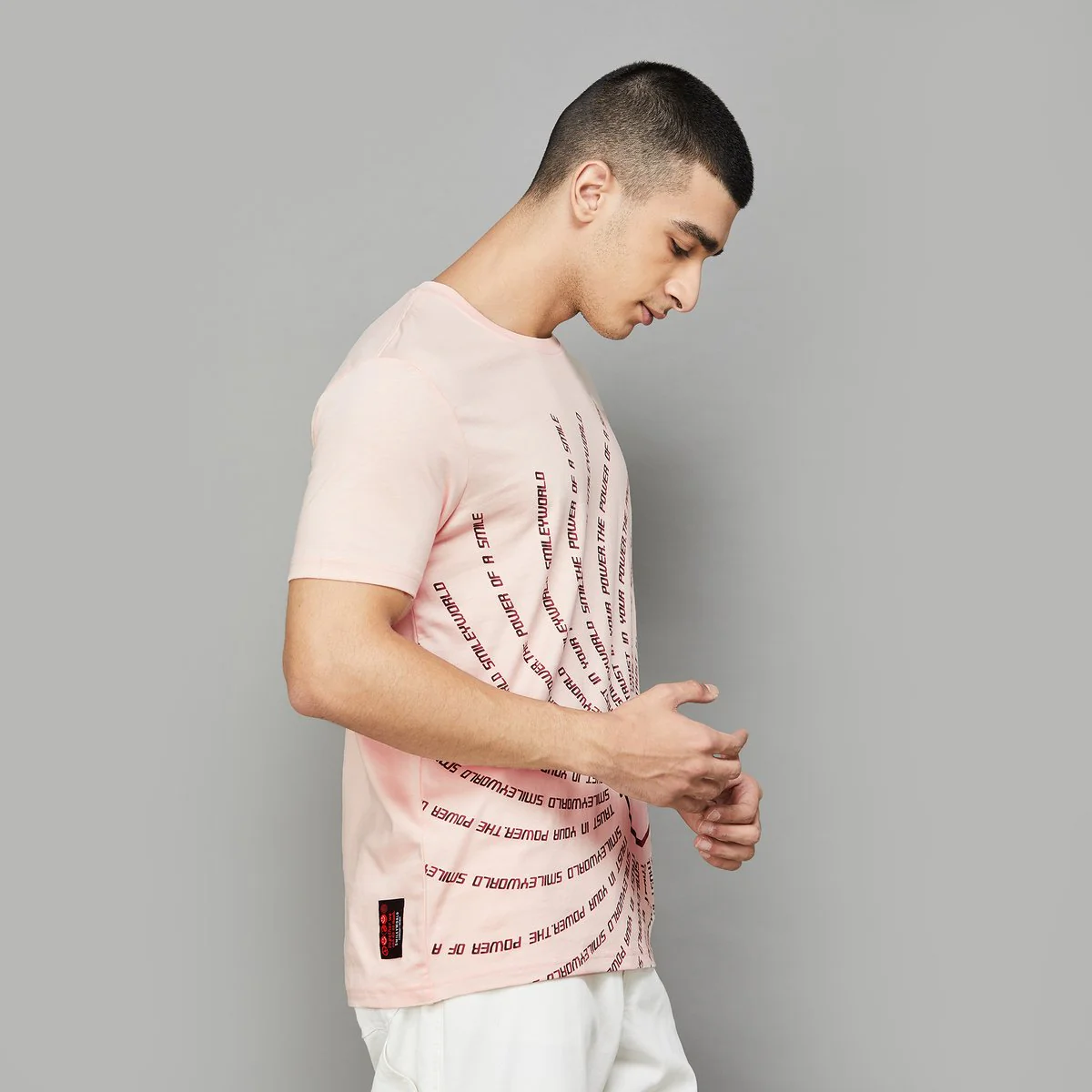 SmileyWorld Men Graphic Printed T-Shirt - Image 3