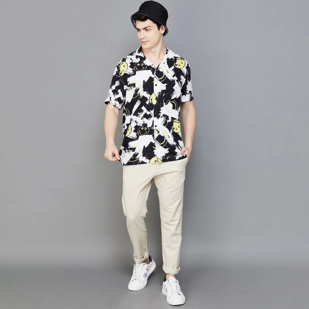 SmileyWorld Men Printed Casual Shirt - Image 6
