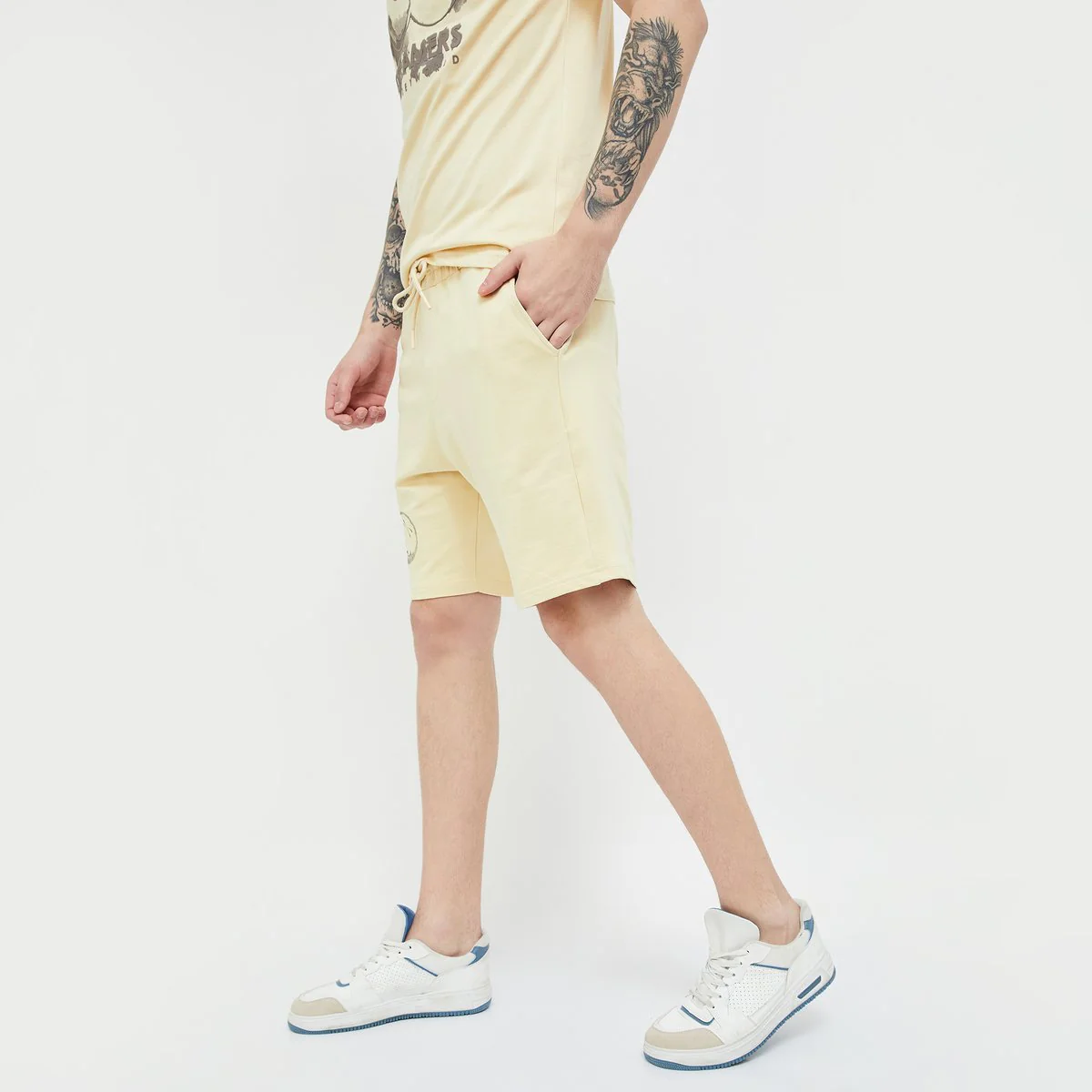 SmileyWorld Men Printed Elasticated Shorts - Image 5