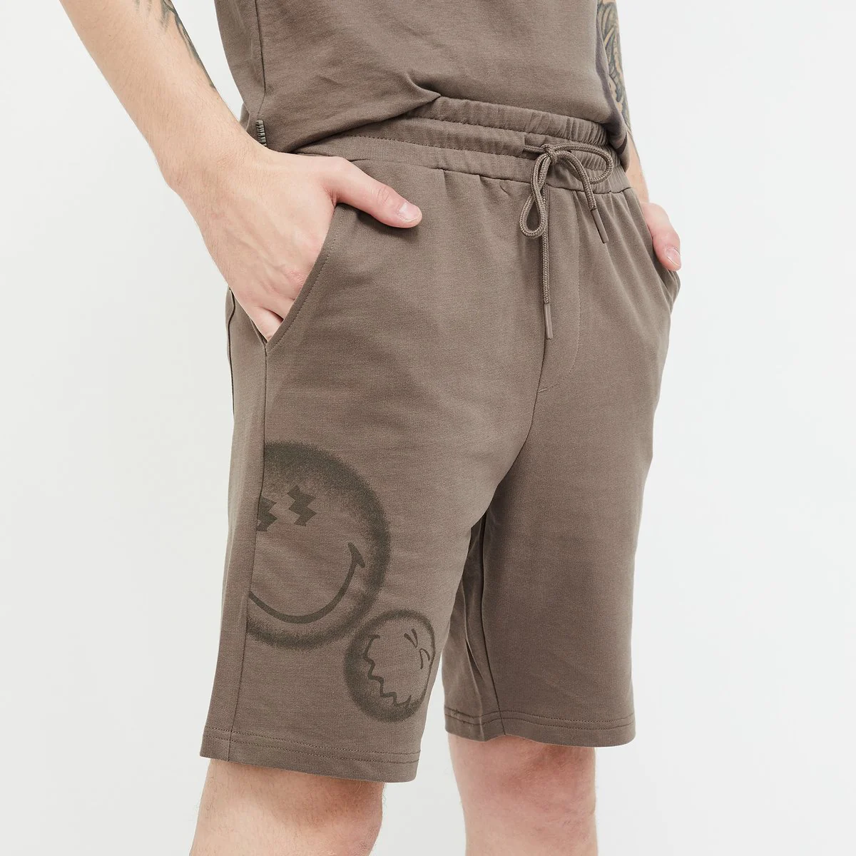 SmileyWorld Men Printed Elasticated Shorts - Image 2