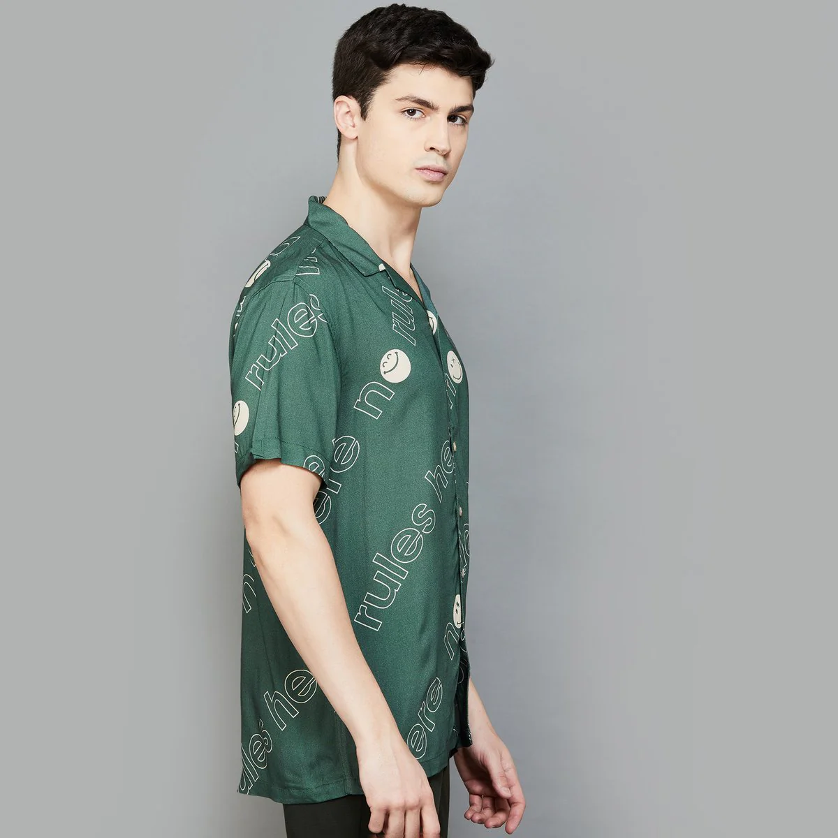 SmileyWorld Men Printed Regular Fit Casual Shirt - Image 3