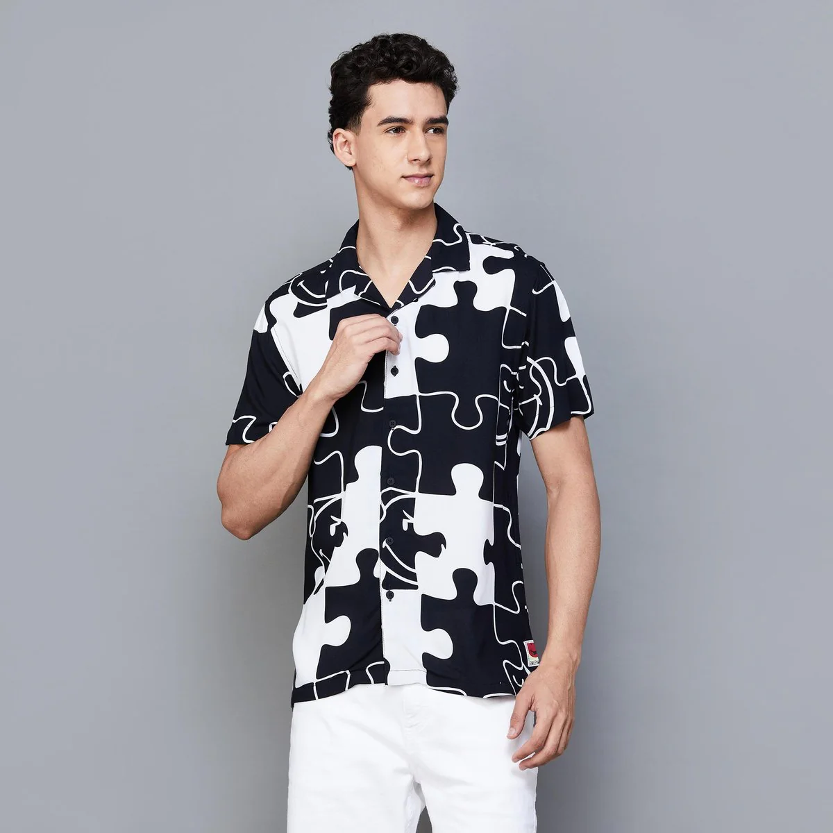 SmileyWorld Men Printed Regular Fit Shirt