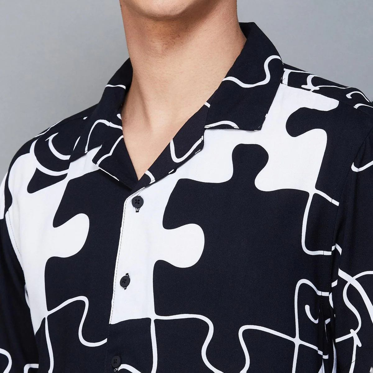 SmileyWorld Men Printed Regular Fit Shirt - Image 4