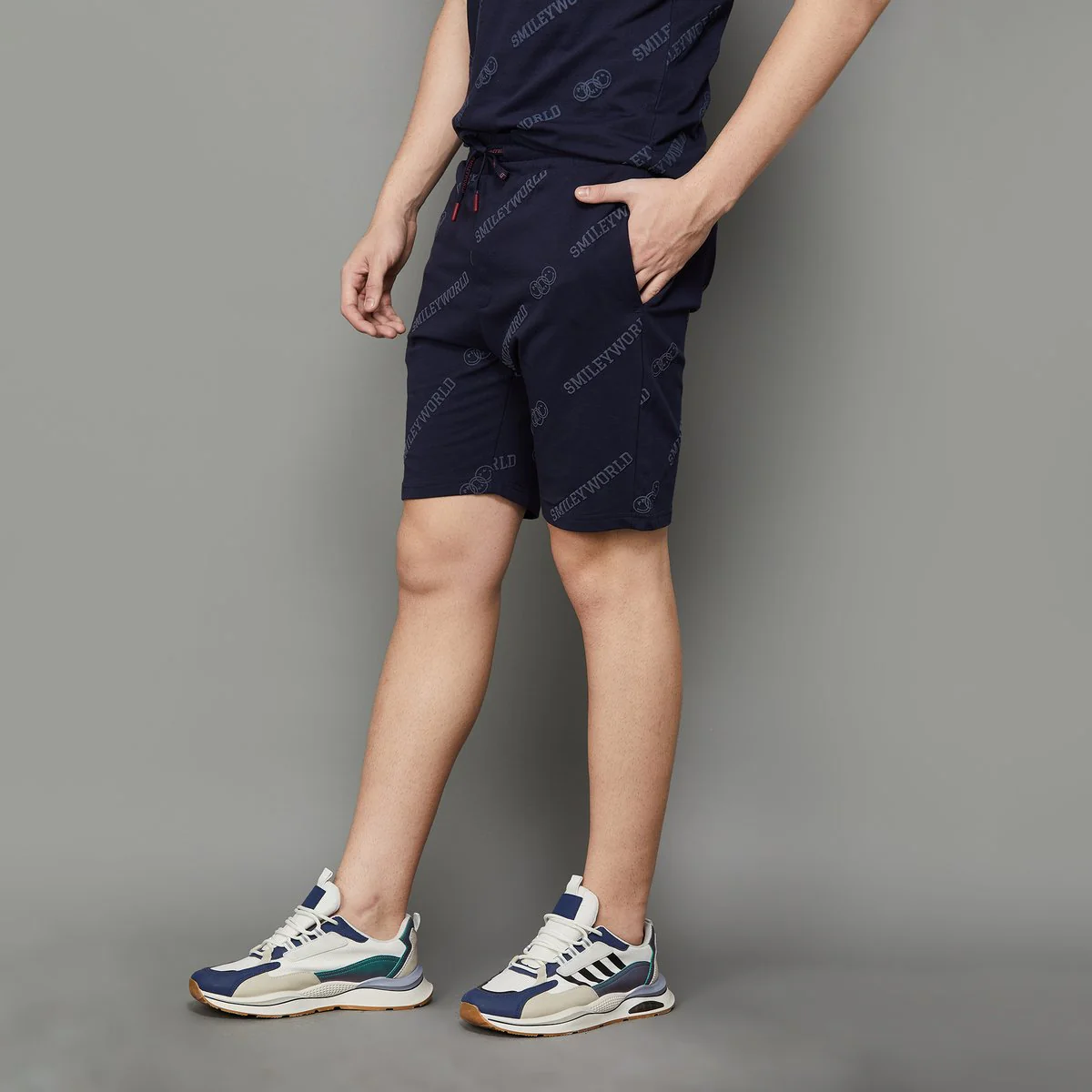 SmileyWorld Men Printed Regular Fit Shorts - Image 3