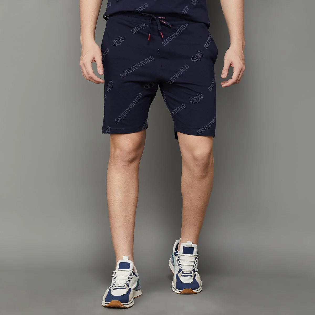 SmileyWorld Men Printed Regular Fit Shorts - Image 8