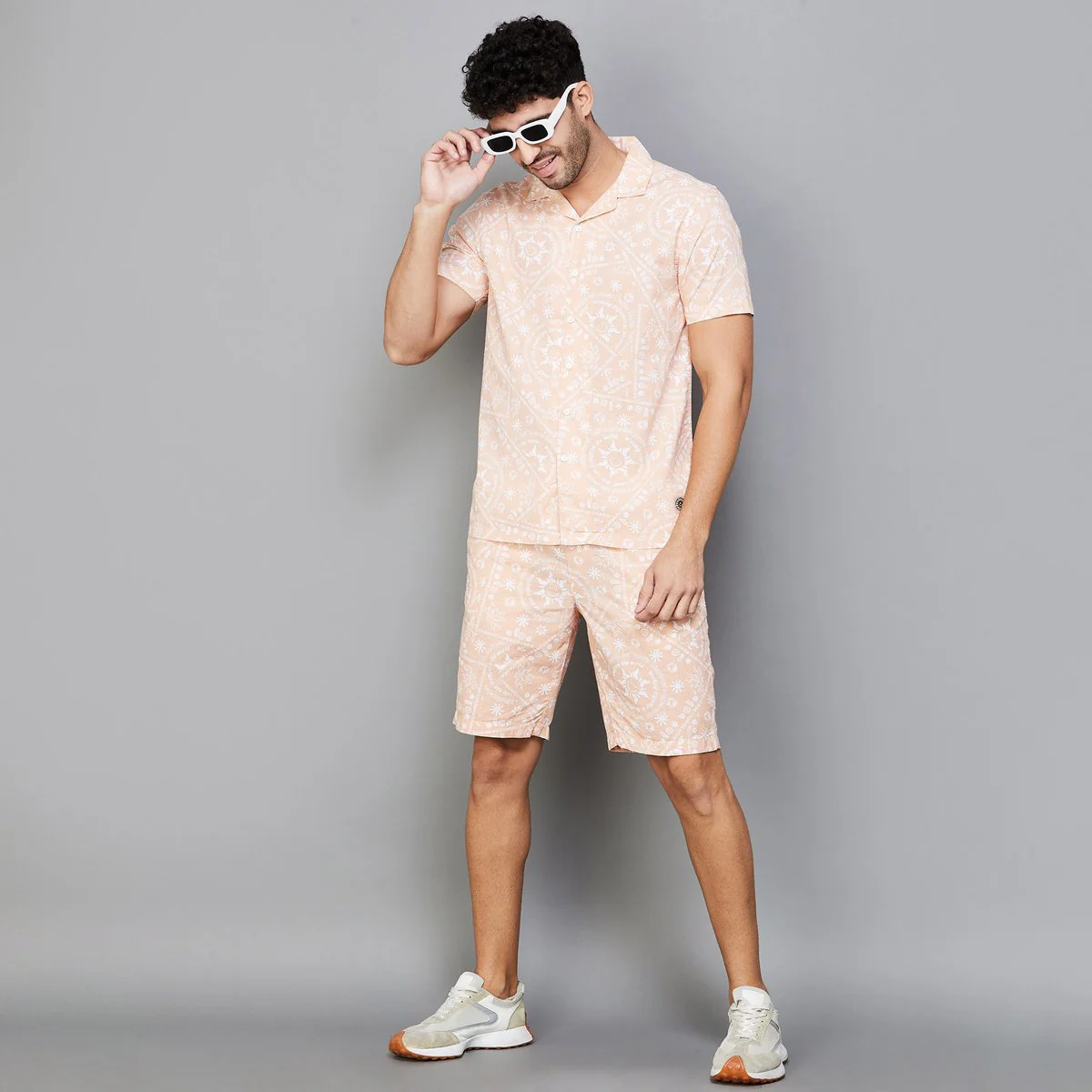 SmileyWorld Men Printed Regular Fit Shorts - Image 3