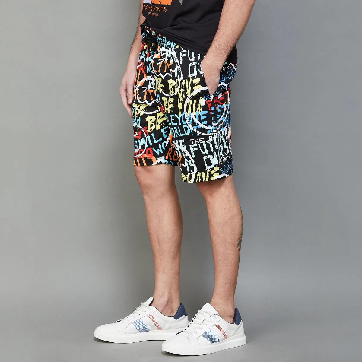 SmileyWorld Men Printed Regular Fit Shorts - Image 4