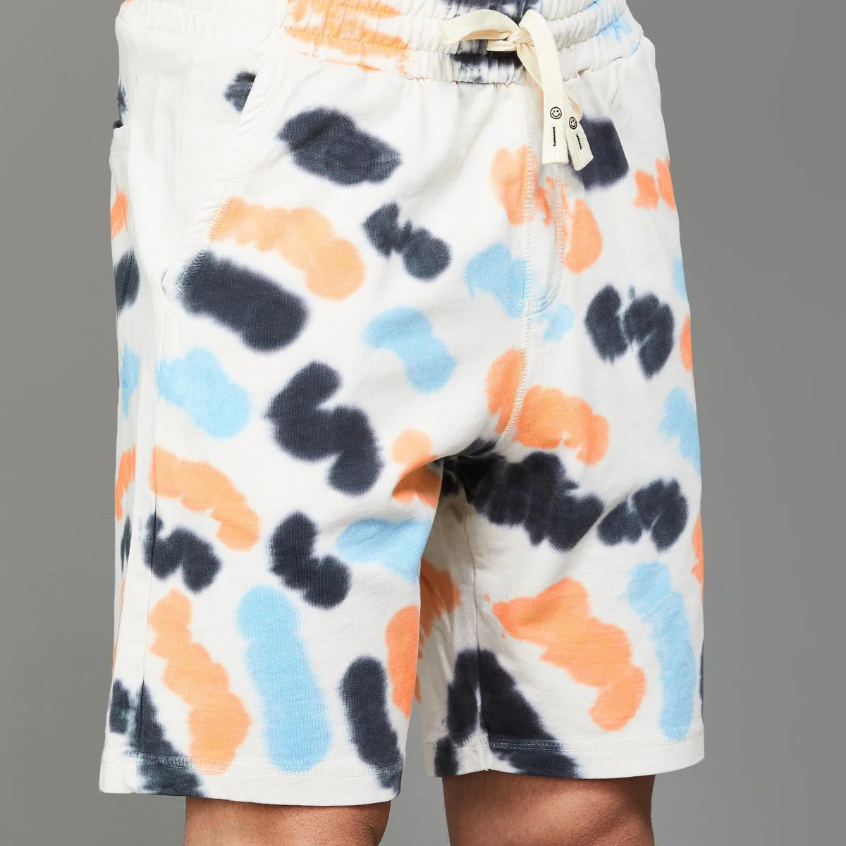 SmileyWorld Men Printed Regular Shorts - Image 4