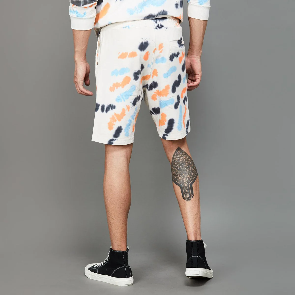 SmileyWorld Men Printed Regular Shorts - Image 5