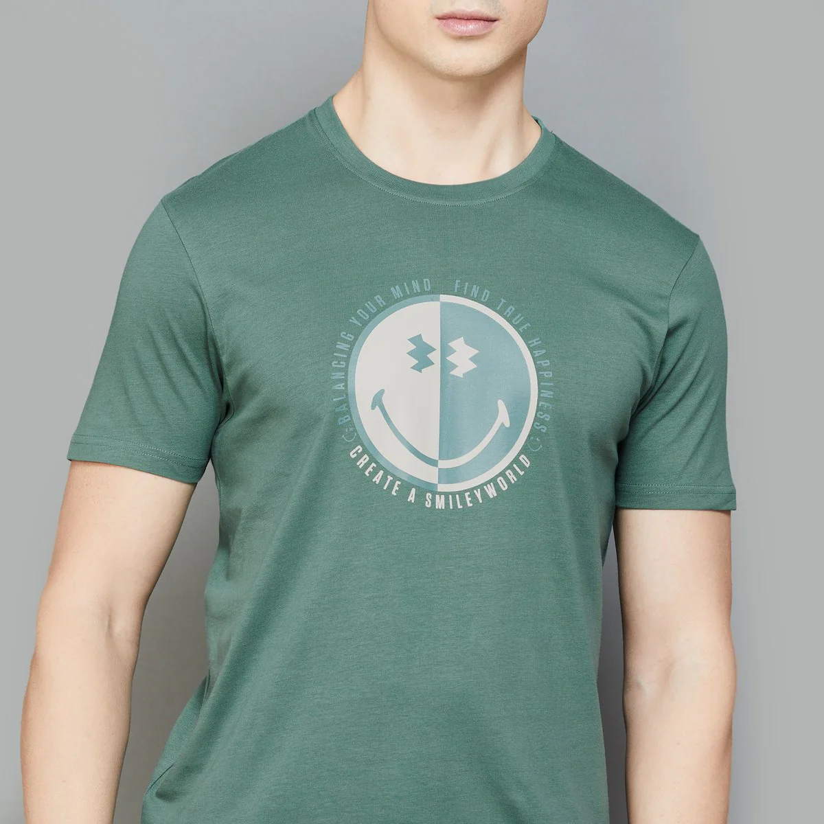 SmileyWorld Men Printed T-Shirt - Image 5