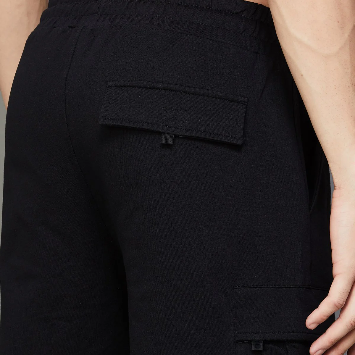 SmileyWorld Men Solid Cargo Shorts - Image 5