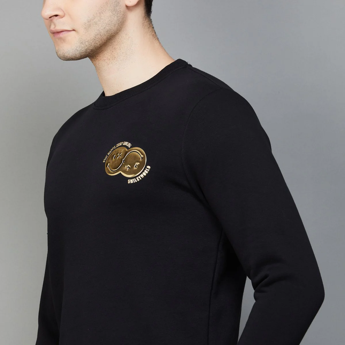 SmileyWorld Men Solid Crew Neck Sweatshirt - Image 4