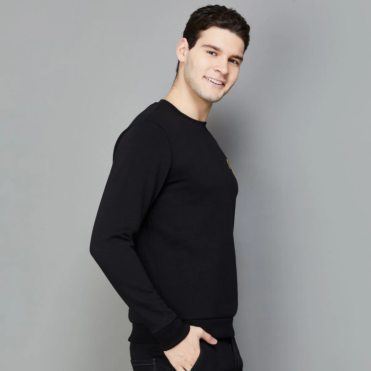 SmileyWorld Men Solid Crew Neck Sweatshirt - Image 5