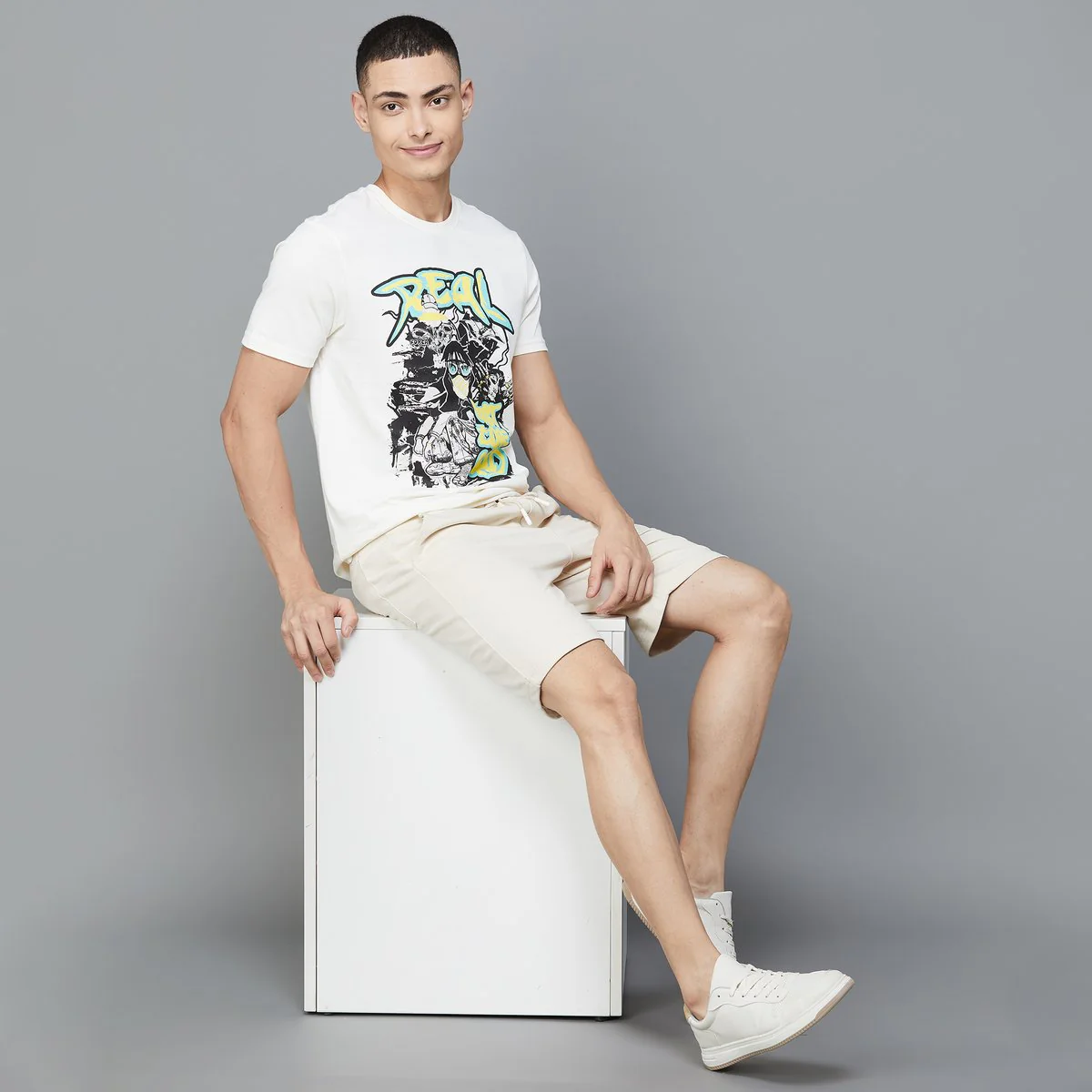SmileyWorld Men Solid Drawstring Waist Shorts - Image 4