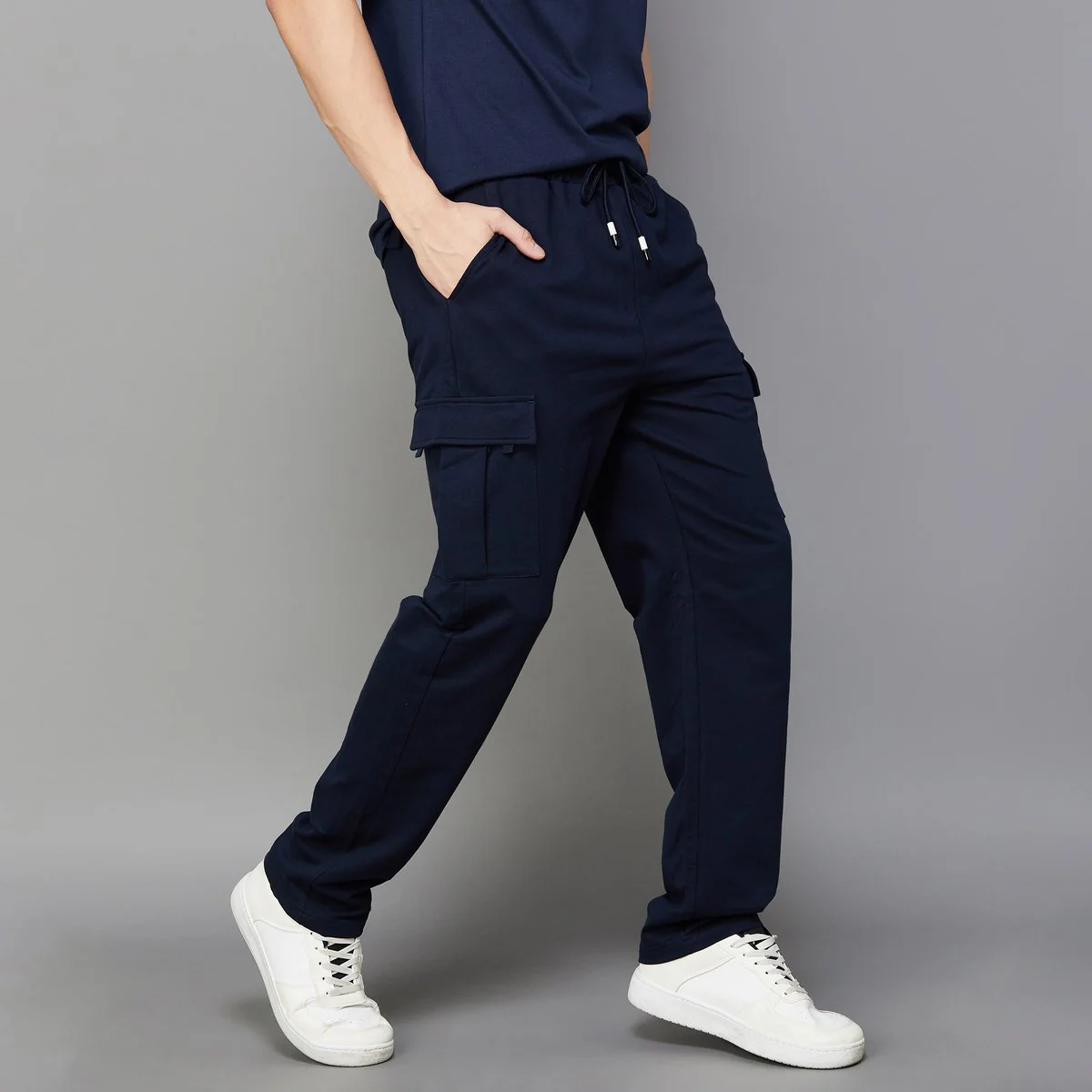 SmileyWorld Men Solid Regular Fit Cargo Trousers - Image 3